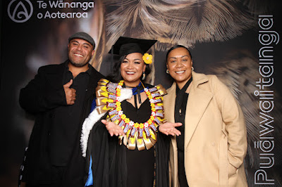 Booth photo from Ceremony 3 of the TWoA Tāmaki Makaurau 2025 Graduations (March 2025) held at the Mangere Arts Centre in Auckland, New Zealand on Wednesday, 12 March, 2025. Photo: InstaBooth by KeyImagery Photography. Copyright: © 2025 Te Wānanga o Aotearoa.