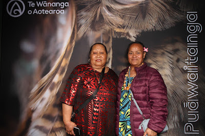 Booth photo from Ceremony 3 of the TWoA Tāmaki Makaurau 2025 Graduations (March 2025) held at the Mangere Arts Centre in Auckland, New Zealand on Wednesday, 12 March, 2025. Photo: InstaBooth by KeyImagery Photography. Copyright: © 2025 Te Wānanga o Aotearoa.