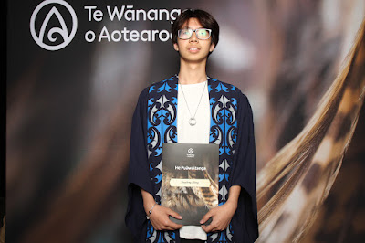 Booth photo from Ceremony 1 of the TWoA Tāmaki Makaurau 2025 Graduations (November Ceremonies) held at Church Unlimited, Glendene, Auckland, New Zealand at 12pm on Tuesday, 11 November, 2025. Photography by InstaBooth / KeyImagery Photography. Copyright: © 2025 Te Wānanga o Aotearoa.