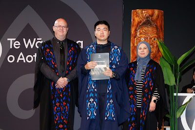 Photo from Ceremony 3 of the TWoA Tāmaki Makaurau 2025 Graduations (May 2025) held at the Mangere Arts Centre in Auckland, New Zealand on Tuesdday, 27 May, 2025. Photo by Mike Walen / KeyImagery Photography. Copyright: © 2025 Te Wānanga o Aotearoa.