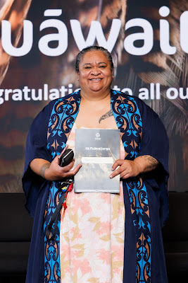 Photo from Ceremony 5 of the TWoA Tāmaki Makaurau 2025 Graduations (May 2025) held at the Mangere Arts Centre in Auckland, New Zealand on Tuesday, 27 May, 2025. Photo by Mike Walen / KeyImagery Photography. Copyright: © 2025 Te Wānanga o Aotearoa.