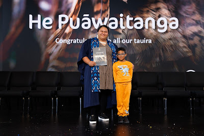 Photo from Ceremony 5 of the TWoA Tāmaki Makaurau 2025 Graduations (May 2025) held at the Mangere Arts Centre in Auckland, New Zealand on Tuesday, 27 May, 2025. Photo by Mike Walen / KeyImagery Photography. Copyright: © 2025 Te Wānanga o Aotearoa.