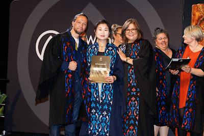 Photo from Ceremony 5 of the TWoA Tāmaki Makaurau 2025 Graduations (May 2025) held at the Mangere Arts Centre in Auckland, New Zealand on Tuesday, 27 May, 2025. Photo by Mike Walen / KeyImagery Photography. Copyright: © 2025 Te Wānanga o Aotearoa.