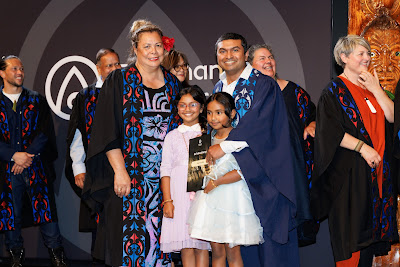 Photo from Ceremony 5 of the TWoA Tāmaki Makaurau 2025 Graduations (May 2025) held at the Mangere Arts Centre in Auckland, New Zealand on Tuesday, 27 May, 2025. Photo by Mike Walen / KeyImagery Photography. Copyright: © 2025 Te Wānanga o Aotearoa.