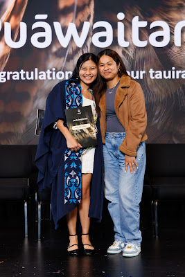 Photo from Ceremony 5 of the TWoA Tāmaki Makaurau 2025 Graduations (May 2025) held at the Mangere Arts Centre in Auckland, New Zealand on Tuesday, 27 May, 2025. Photo by Mike Walen / KeyImagery Photography. Copyright: © 2025 Te Wānanga o Aotearoa.