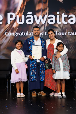 Photo from Ceremony 5 of the TWoA Tāmaki Makaurau 2025 Graduations (May 2025) held at the Mangere Arts Centre in Auckland, New Zealand on Tuesday, 27 May, 2025. Photo by Mike Walen / KeyImagery Photography. Copyright: © 2025 Te Wānanga o Aotearoa.