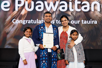 Photo from Ceremony 5 of the TWoA Tāmaki Makaurau 2025 Graduations (May 2025) held at the Mangere Arts Centre in Auckland, New Zealand on Tuesday, 27 May, 2025. Photo by Mike Walen / KeyImagery Photography. Copyright: © 2025 Te Wānanga o Aotearoa.