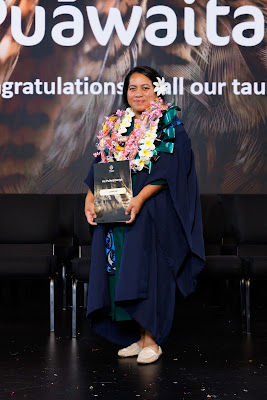 Photo from Ceremony 5 of the TWoA Tāmaki Makaurau 2025 Graduations (May 2025) held at the Mangere Arts Centre in Auckland, New Zealand on Tuesday, 27 May, 2025. Photo by Mike Walen / KeyImagery Photography. Copyright: © 2025 Te Wānanga o Aotearoa.