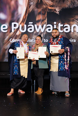 Photo from Ceremony 5 of the TWoA Tāmaki Makaurau 2025 Graduations (May 2025) held at the Mangere Arts Centre in Auckland, New Zealand on Tuesday, 27 May, 2025. Photo by Mike Walen / KeyImagery Photography. Copyright: © 2025 Te Wānanga o Aotearoa.