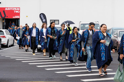 Photo from Ceremony 7 of the TWoA Tāmaki Makaurau 2025 Graduations (May 2025) held at the Mangere Arts Centre in Auckland, New Zealand on Wednesday, 28 May, 2025. Photo by Mike Walen / KeyImagery Photography. Copyright: © 2025 Te Wānanga o Aotearoa.