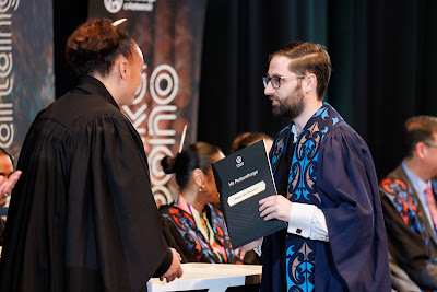 Photo from the TWoA Tāmaki Makaurau 2023 Graduations (Ceremony 6 @ 8pm), held at the Due Drop Events Centre, Manukau, Auckland, New Zealand on Thursday, 8 June, 2023. Photo: Mike Walen / KeyImagery Photography. Copyright: © Te Wānanga o Aotearoa.