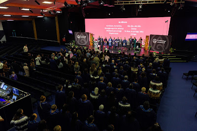 Photo from Ceremony 6 of the TWoA Tāmaki Makaurau 2025 Graduations (May 2025) held at the Mangere Arts Centre in Auckland, New Zealand on Wednesday, 28 May, 2025. Photo by Mike Walen / KeyImagery Photography. Copyright: © 2025 Te Wānanga o Aotearoa.