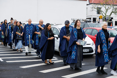 Photo from Ceremony 6 of the TWoA Tāmaki Makaurau 2025 Graduations (May 2025) held at the Mangere Arts Centre in Auckland, New Zealand on Wednesday, 28 May, 2025. Photo by Mike Walen / KeyImagery Photography. Copyright: © 2025 Te Wānanga o Aotearoa.