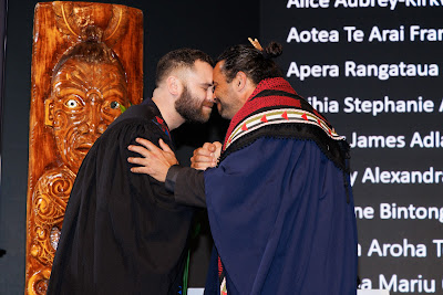 Photo from Ceremony 2 of the TWoA Tāmaki Makaurau 2025 Graduations (May 2025) held at the Mangere Arts Centre in Auckland, New Zealand on Monday, 26 May, 2025. Photo by Mike Walen / KeyImagery Photography. Copyright: © 2025 Te Wānanga o Aotearoa.