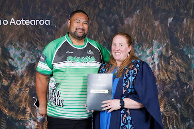 Photo from the TWoA Tāmaki Makaurau 2023 Graduations (Ceremony 6 @ 8pm), held at the Due Drop Events Centre, Manukau, Auckland, New Zealand on Thursday, 8 June, 2023. Photo: Mike Walen / KeyImagery Photography. Copyright: © Te Wānanga o Aotearoa.