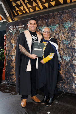 Photo from the TWoA Waiariki 2023 Graduations (Waiwhero), held at Te Puia, Rotorua, Bay of Plenty, New Zealand on Friday, 12 May, 2023. Photo: Mike Walen / KeyImagery Photography. Copyright: © Te Wānanga o Aotearoa.