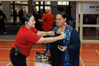Photo from the TWoA Te Tai Tokerau (Kaitaia) 2025 Graduation held at Te Kura Kaupapa Maori o Pukemiro in Kaitaia, Northland, New Zealand on Monday, 14 April, 2025. Photo by Mike Walen / KeyImagery Photography. Copyright: © 2025 Te Wānanga o Aotearoa.